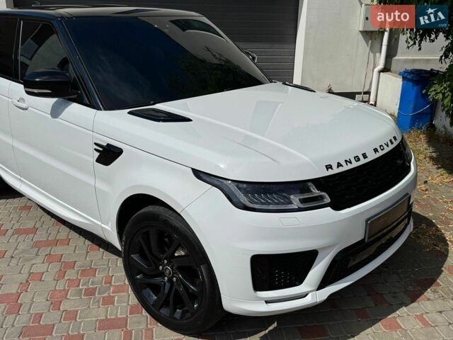 Білий Ленд Ровер Range Rover Sport, об'ємом двигуна 2.99 л та пробігом 169 тис. км за 45900 $, фото 3 на Automoto.ua