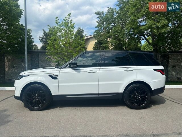 Білий Ленд Ровер Range Rover Sport, об'ємом двигуна 2.99 л та пробігом 117 тис. км за 49900 $, фото 1 на Automoto.ua