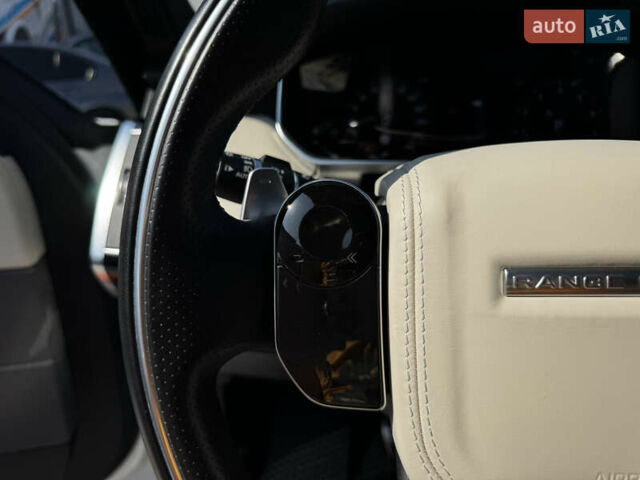 Белый Ленд Ровер Рендж Ровер Спорт, объемом двигателя 3 л и пробегом 76 тыс. км за 55000 $, фото 27 на Automoto.ua