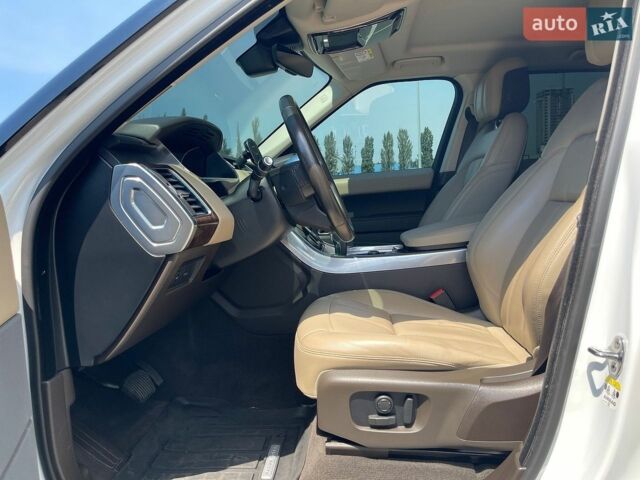 Білий Ленд Ровер Range Rover Sport, об'ємом двигуна 2.99 л та пробігом 148 тис. км за 46900 $, фото 15 на Automoto.ua