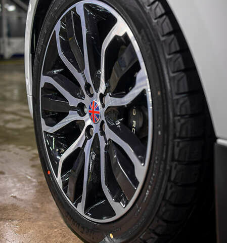 Білий Ленд Ровер Range Rover Sport, об'ємом двигуна 3 л та пробігом 59 тис. км за 71900 $, фото 119 на Automoto.ua