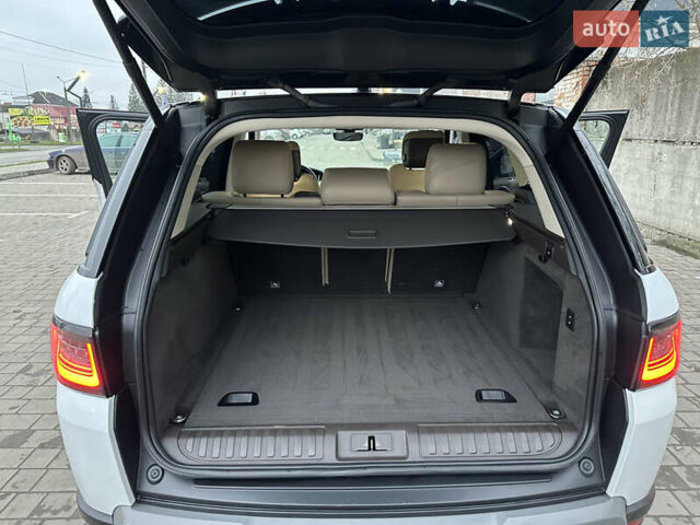 Белый Ленд Ровер Рендж Ровер Спорт, объемом двигателя 2.99 л и пробегом 133 тыс. км за 49999 $, фото 46 на Automoto.ua