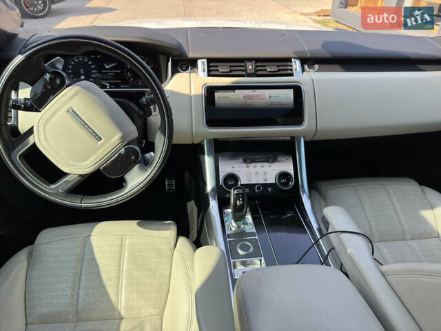 Белый Ленд Ровер Рендж Ровер Спорт, объемом двигателя 3 л и пробегом 76 тыс. км за 55000 $, фото 37 на Automoto.ua