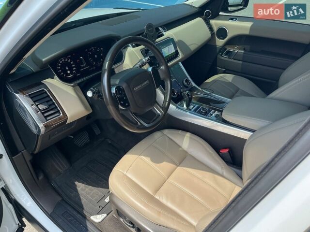 Білий Ленд Ровер Range Rover Sport, об'ємом двигуна 2.99 л та пробігом 148 тис. км за 46900 $, фото 12 на Automoto.ua