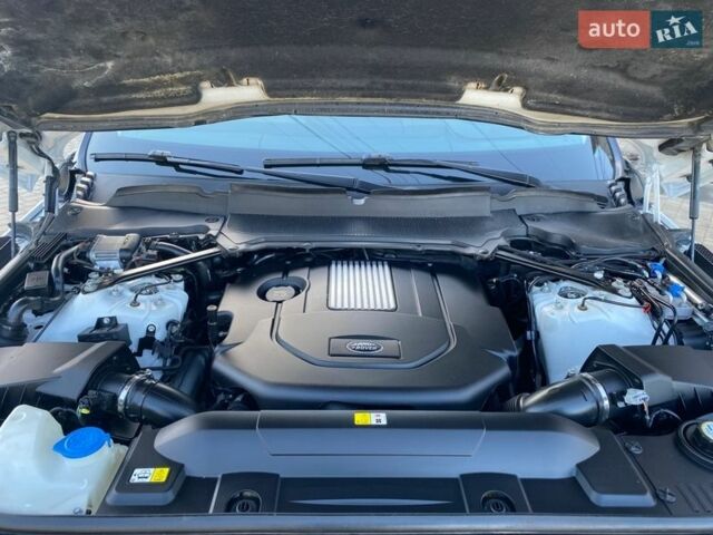 Белый Ленд Ровер Рендж Ровер Спорт, объемом двигателя 2.99 л и пробегом 229 тыс. км за 47000 $, фото 16 на Automoto.ua