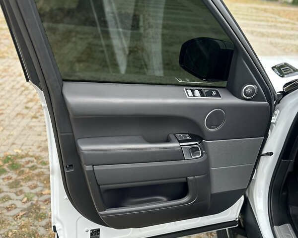 Белый Ленд Ровер Рендж Ровер Спорт, объемом двигателя 5 л и пробегом 22 тыс. км за 55000 $, фото 15 на Automoto.ua