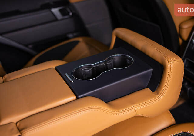 Білий Ленд Ровер Range Rover Sport, об'ємом двигуна 3 л та пробігом 59 тис. км за 71900 $, фото 91 на Automoto.ua