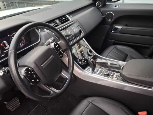 Білий Ленд Ровер Range Rover Sport, об'ємом двигуна 2.99 л та пробігом 67 тис. км за 53000 $, фото 2 на Automoto.ua