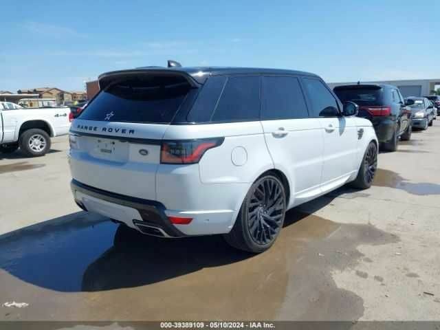 Білий Ленд Ровер Range Rover Sport, об'ємом двигуна 5 л та пробігом 57 тис. км за 27000 $, фото 7 на Automoto.ua