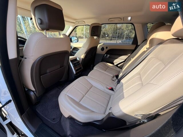 Білий Ленд Ровер Range Rover Sport, об'ємом двигуна 2.99 л та пробігом 145 тис. км за 39900 $, фото 35 на Automoto.ua