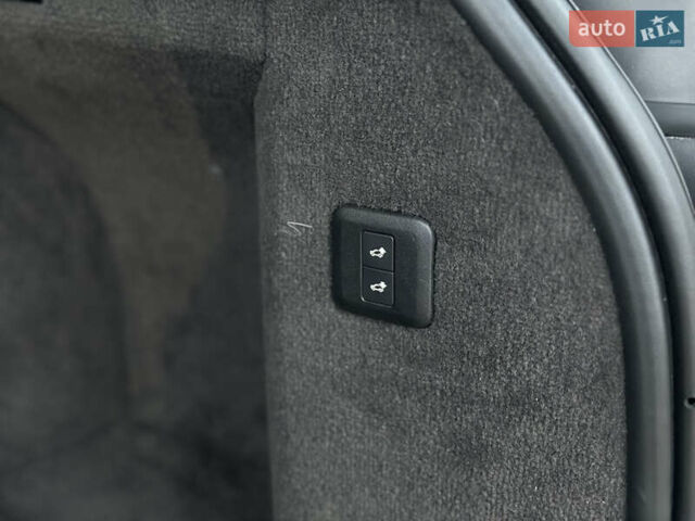 Белый Ленд Ровер Рендж Ровер Спорт, объемом двигателя 2.99 л и пробегом 133 тыс. км за 49999 $, фото 45 на Automoto.ua