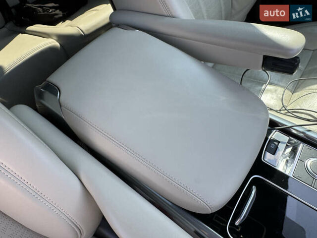 Белый Ленд Ровер Рендж Ровер Спорт, объемом двигателя 3 л и пробегом 76 тыс. км за 55000 $, фото 49 на Automoto.ua