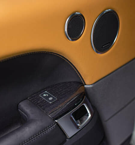 Білий Ленд Ровер Range Rover Sport, об'ємом двигуна 3 л та пробігом 59 тис. км за 71900 $, фото 108 на Automoto.ua