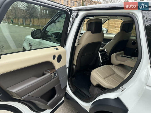 Белый Ленд Ровер Рендж Ровер Спорт, объемом двигателя 2.99 л и пробегом 114 тыс. км за 53900 $, фото 56 на Automoto.ua