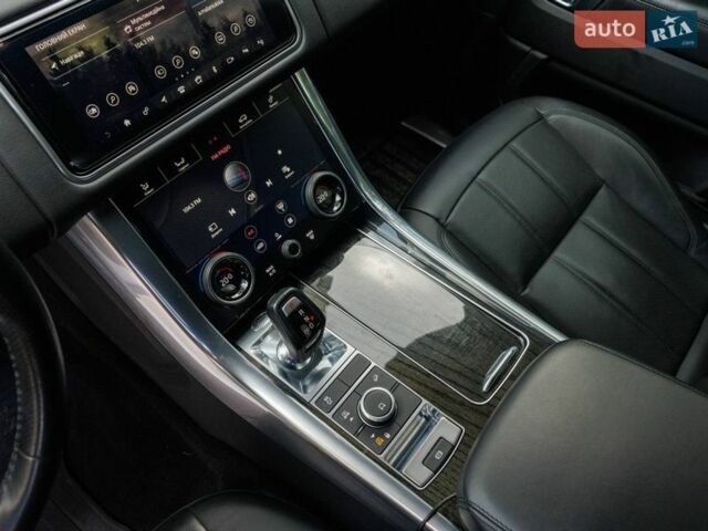 Білий Ленд Ровер Range Rover Sport, об'ємом двигуна 3 л та пробігом 50 тис. км за 53000 $, фото 4 на Automoto.ua