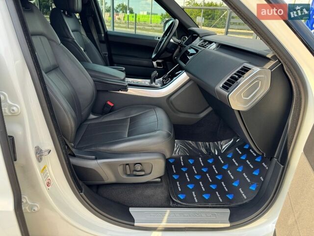 Білий Ленд Ровер Range Rover Sport, об'ємом двигуна 3 л та пробігом 154 тис. км за 32900 $, фото 41 на Automoto.ua