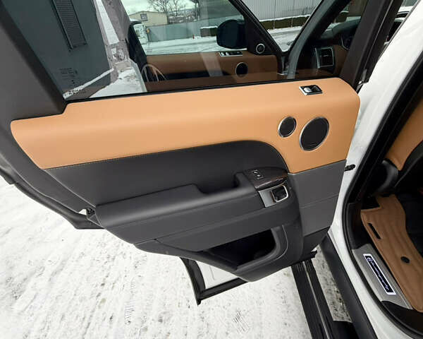 Білий Ленд Ровер Range Rover Sport, об'ємом двигуна 3 л та пробігом 59 тис. км за 71900 $, фото 55 на Automoto.ua