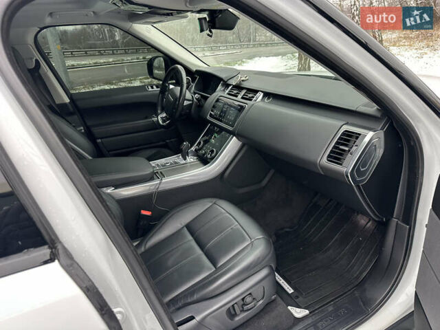 Белый Ленд Ровер Рендж Ровер Спорт, объемом двигателя 3 л и пробегом 88 тыс. км за 48700 $, фото 9 на Automoto.ua