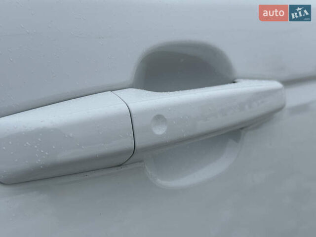 Белый Ленд Ровер Рендж Ровер Спорт, объемом двигателя 3 л и пробегом 116 тыс. км за 37300 $, фото 33 на Automoto.ua