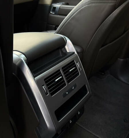 Білий Ленд Ровер Range Rover Sport, об'ємом двигуна 2.99 л та пробігом 39 тис. км за 52000 $, фото 26 на Automoto.ua