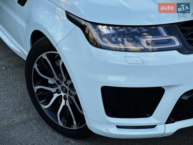 Білий Ленд Ровер Range Rover Sport, об'ємом двигуна 3 л та пробігом 71 тис. км за 51999 $, фото 3 на Automoto.ua
