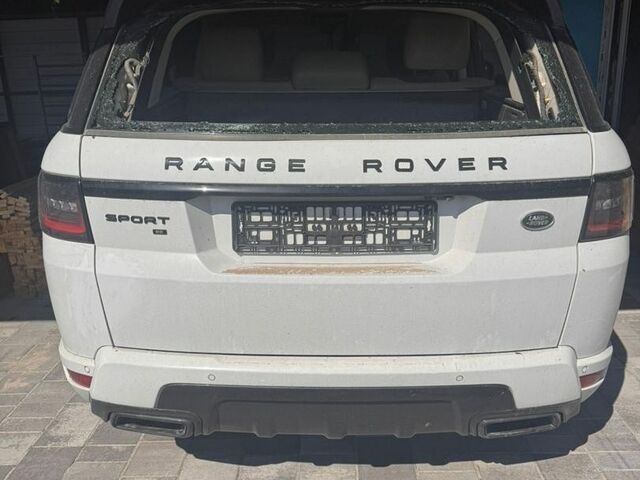 Білий Ленд Ровер Range Rover Sport, об'ємом двигуна 2.99 л та пробігом 145 тис. км за 32000 $, фото 25 на Automoto.ua