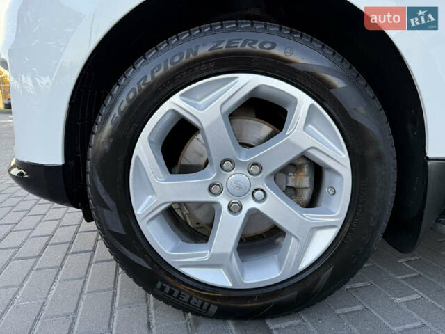 Белый Ленд Ровер Рендж Ровер Спорт, объемом двигателя 2.99 л и пробегом 32 тыс. км за 61900 $, фото 13 на Automoto.ua