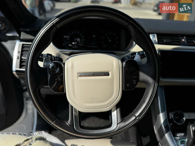 Белый Ленд Ровер Рендж Ровер Спорт, объемом двигателя 3 л и пробегом 76 тыс. км за 55000 $, фото 26 на Automoto.ua