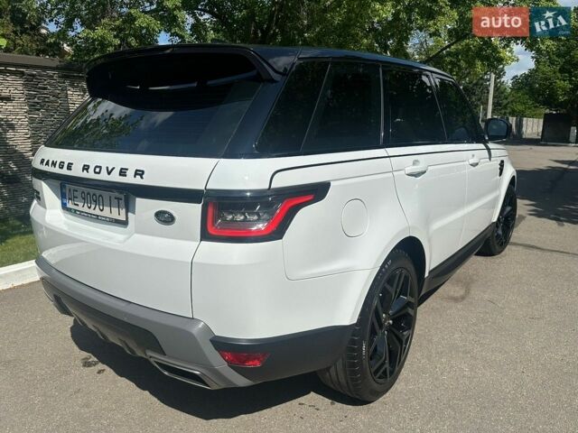 Білий Ленд Ровер Range Rover Sport, об'ємом двигуна 2.99 л та пробігом 117 тис. км за 49900 $, фото 41 на Automoto.ua