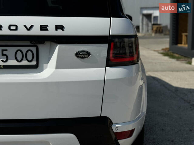 Белый Ленд Ровер Рендж Ровер Спорт, объемом двигателя 3 л и пробегом 76 тыс. км за 55000 $, фото 11 на Automoto.ua