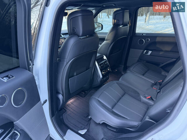 Білий Ленд Ровер Range Rover Sport, об'ємом двигуна 3 л та пробігом 78 тис. км за 55400 $, фото 12 на Automoto.ua