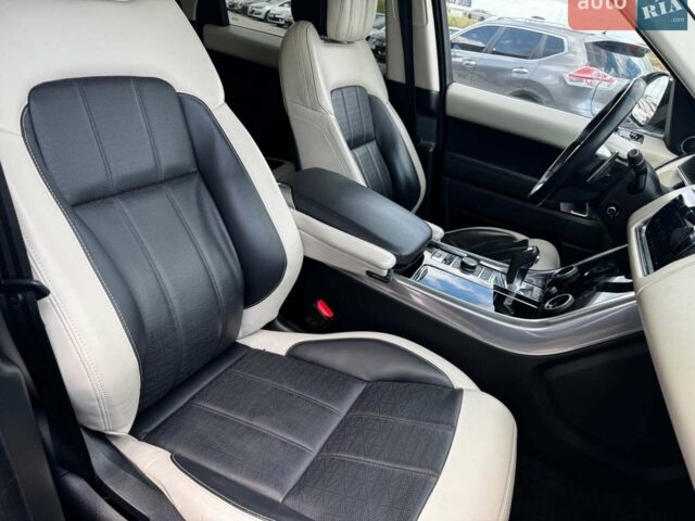 Белый Ленд Ровер Рендж Ровер Спорт, объемом двигателя 2 л и пробегом 113 тыс. км за 54890 $, фото 45 на Automoto.ua