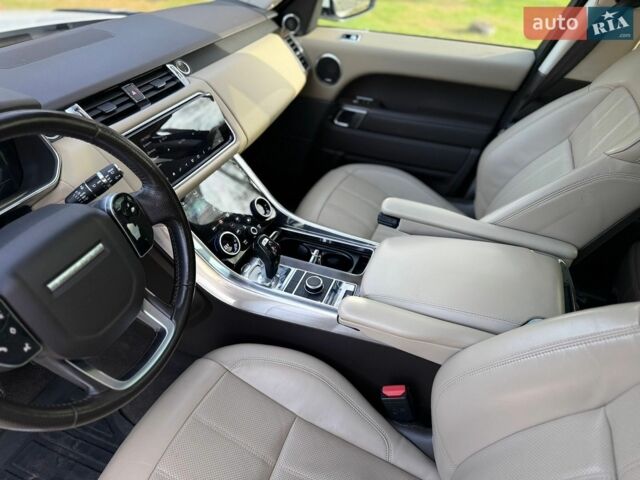 Білий Ленд Ровер Range Rover Sport, об'ємом двигуна 2.99 л та пробігом 147 тис. км за 39500 $, фото 51 на Automoto.ua