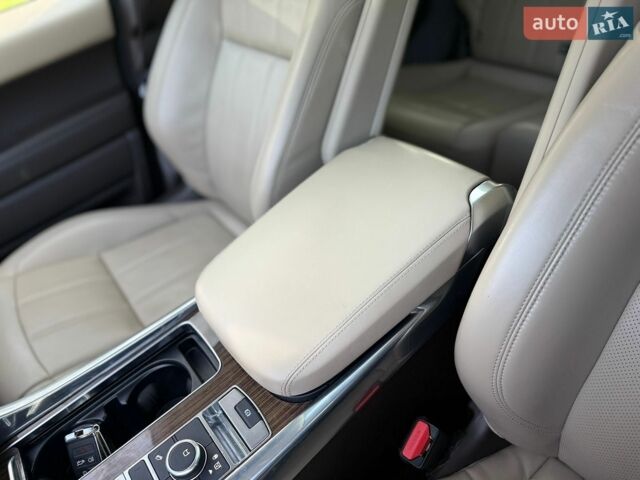 Білий Ленд Ровер Range Rover Sport, об'ємом двигуна 2.99 л та пробігом 147 тис. км за 39500 $, фото 177 на Automoto.ua