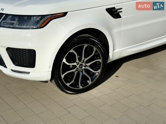 Білий Ленд Ровер Range Rover Sport, об'ємом двигуна 2.99 л та пробігом 147 тис. км за 39500 $, фото 4 на Automoto.ua