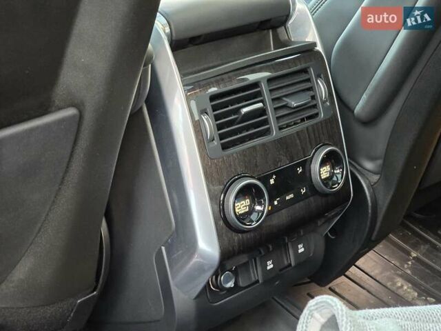 Білий Ленд Ровер Range Rover Sport, об'ємом двигуна 3 л та пробігом 86 тис. км за 59000 $, фото 6 на Automoto.ua