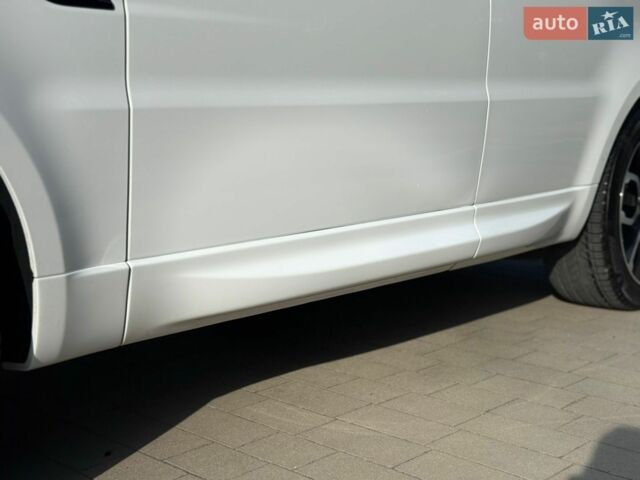 Білий Ленд Ровер Range Rover Sport, об'ємом двигуна 2.99 л та пробігом 147 тис. км за 39500 $, фото 94 на Automoto.ua