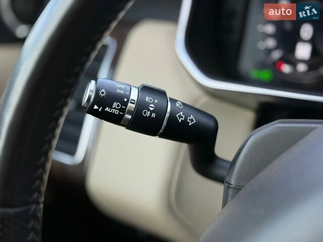 Білий Ленд Ровер Range Rover Sport, об'ємом двигуна 2.99 л та пробігом 147 тис. км за 39500 $, фото 138 на Automoto.ua