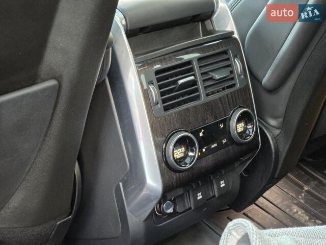 Білий Ленд Ровер Range Rover Sport, об'ємом двигуна 3 л та пробігом 88 тис. км за 56000 $, фото 13 на Automoto.ua