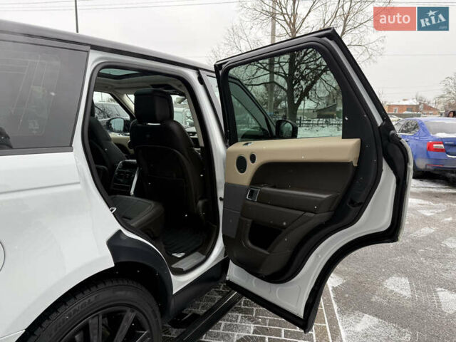 Білий Ленд Ровер Range Rover Sport, об'ємом двигуна 2.99 л та пробігом 70 тис. км за 62000 $, фото 29 на Automoto.ua