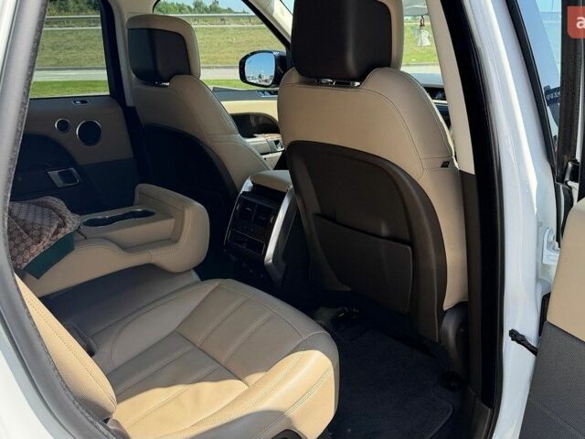 Білий Ленд Ровер Range Rover Sport, об'ємом двигуна 2.99 л та пробігом 119 тис. км за 70000 $, фото 5 на Automoto.ua