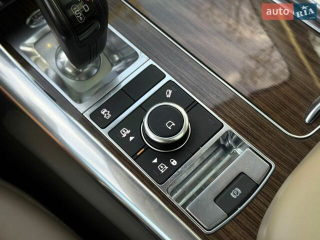 Білий Ленд Ровер Range Rover Sport, об'ємом двигуна 2.99 л та пробігом 147 тис. км за 39500 $, фото 173 на Automoto.ua