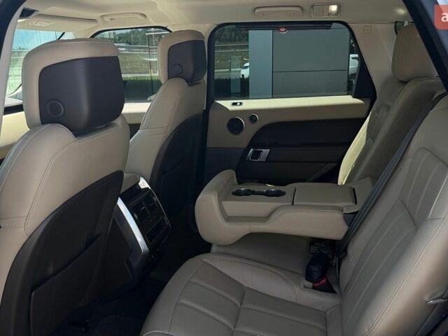 Білий Ленд Ровер Range Rover Sport, об'ємом двигуна 2.99 л та пробігом 119 тис. км за 70000 $, фото 10 на Automoto.ua