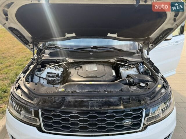 Білий Ленд Ровер Range Rover Sport, об'ємом двигуна 2.99 л та пробігом 147 тис. км за 39500 $, фото 224 на Automoto.ua