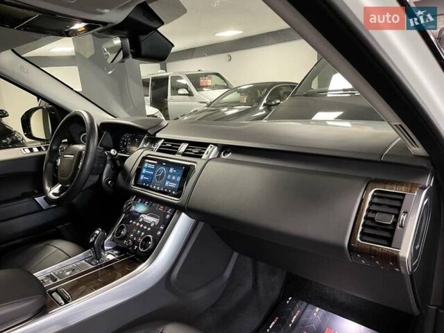Білий Ленд Ровер Range Rover Sport, об'ємом двигуна 2.99 л та пробігом 91 тис. км за 57700 $, фото 45 на Automoto.ua