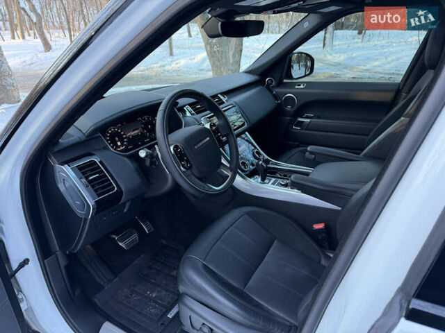 Белый Ленд Ровер Рендж Ровер Спорт, объемом двигателя 3 л и пробегом 78 тыс. км за 61800 $, фото 8 на Automoto.ua