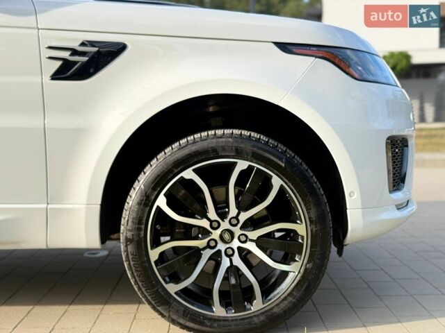 Білий Ленд Ровер Range Rover Sport, об'ємом двигуна 2.99 л та пробігом 147 тис. км за 39500 $, фото 218 на Automoto.ua