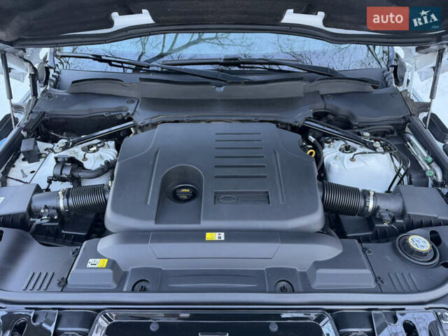 Белый Ленд Ровер Рендж Ровер Спорт, объемом двигателя 3 л и пробегом 78 тыс. км за 61800 $, фото 35 на Automoto.ua