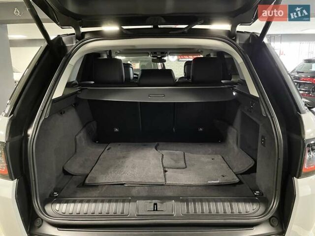 Білий Ленд Ровер Range Rover Sport, об'ємом двигуна 2.99 л та пробігом 91 тис. км за 57700 $, фото 23 на Automoto.ua