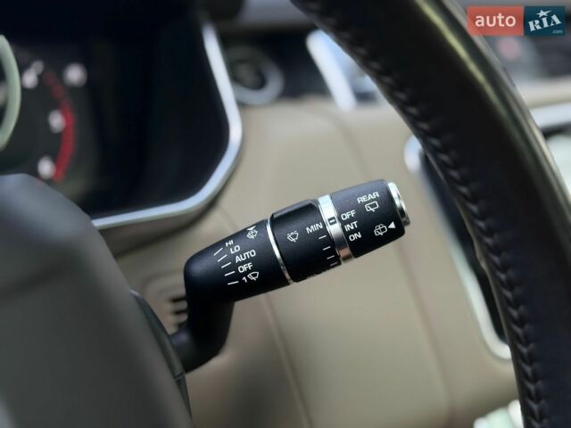 Білий Ленд Ровер Range Rover Sport, об'ємом двигуна 2.99 л та пробігом 147 тис. км за 39500 $, фото 139 на Automoto.ua